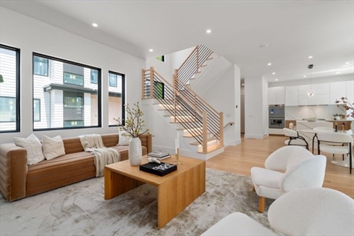 163-167 Winchester Street, Apt D