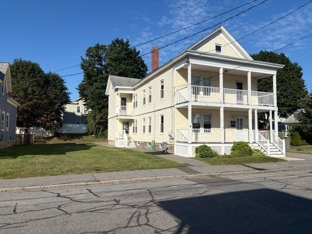 44 Starbird St, Lowell, MA 01854