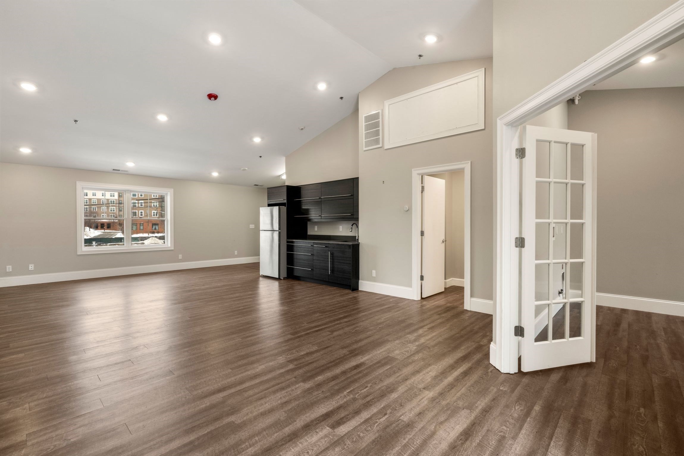 42 Felton St Unit 7R, Waltham, MA 02453 - Image 2