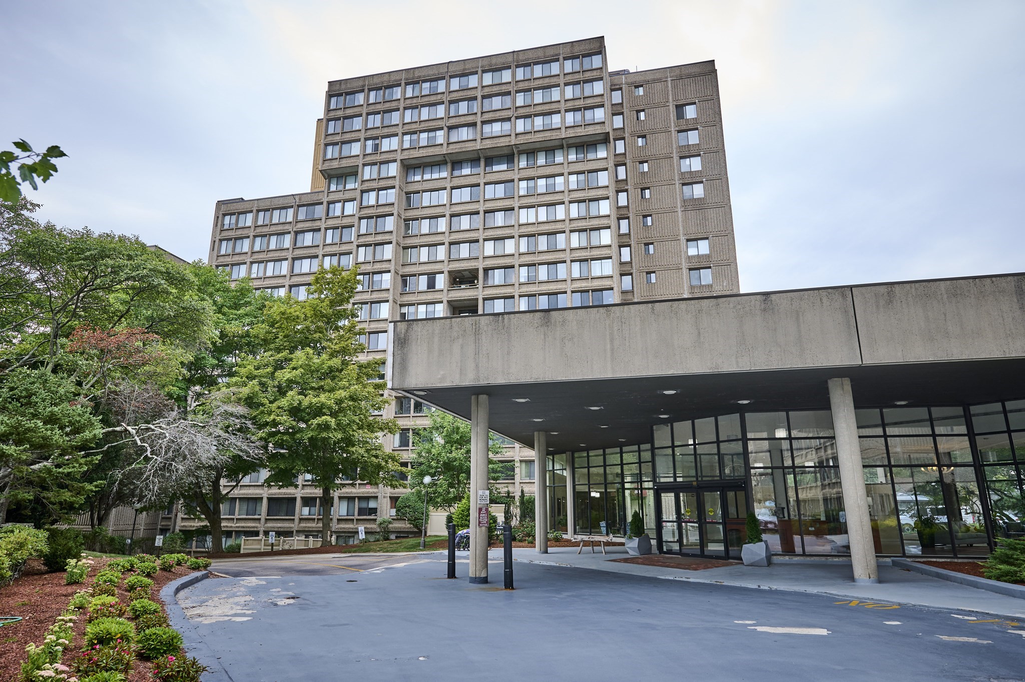 250 Hammond Pond Parkway Unit 609S, Newton, MA 02467