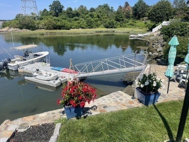 55 Memorial Dr, Salem, MA 01970 - Image 1