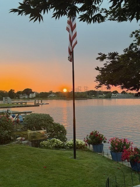 55 Memorial Dr, Salem, MA 01970 - Image 9