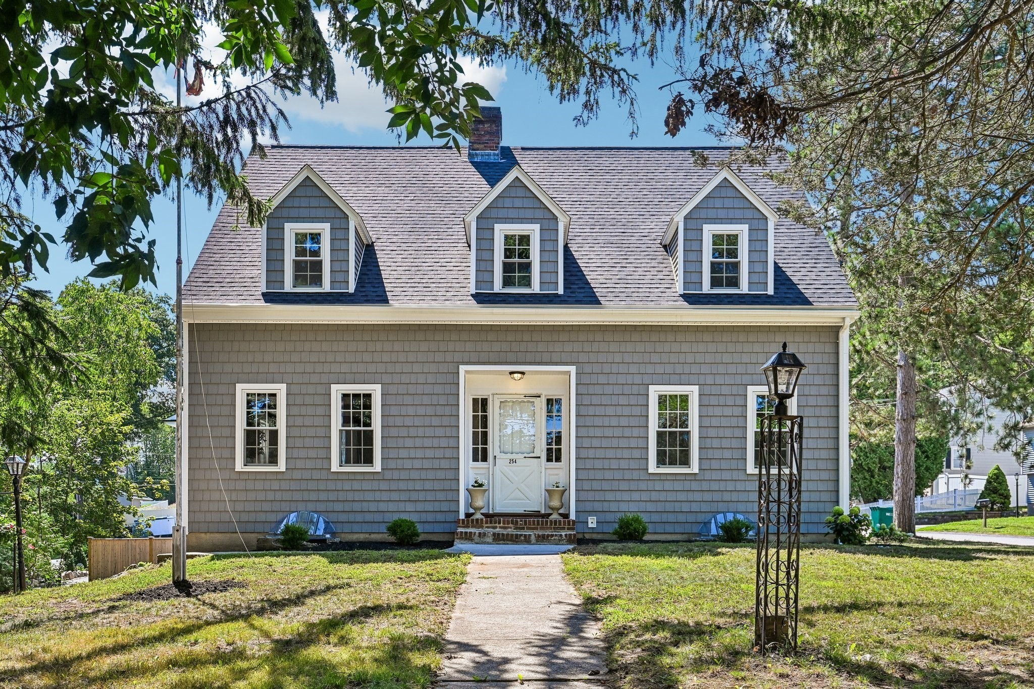 254 Russell St, Woburn, MA 01801 - Image 2