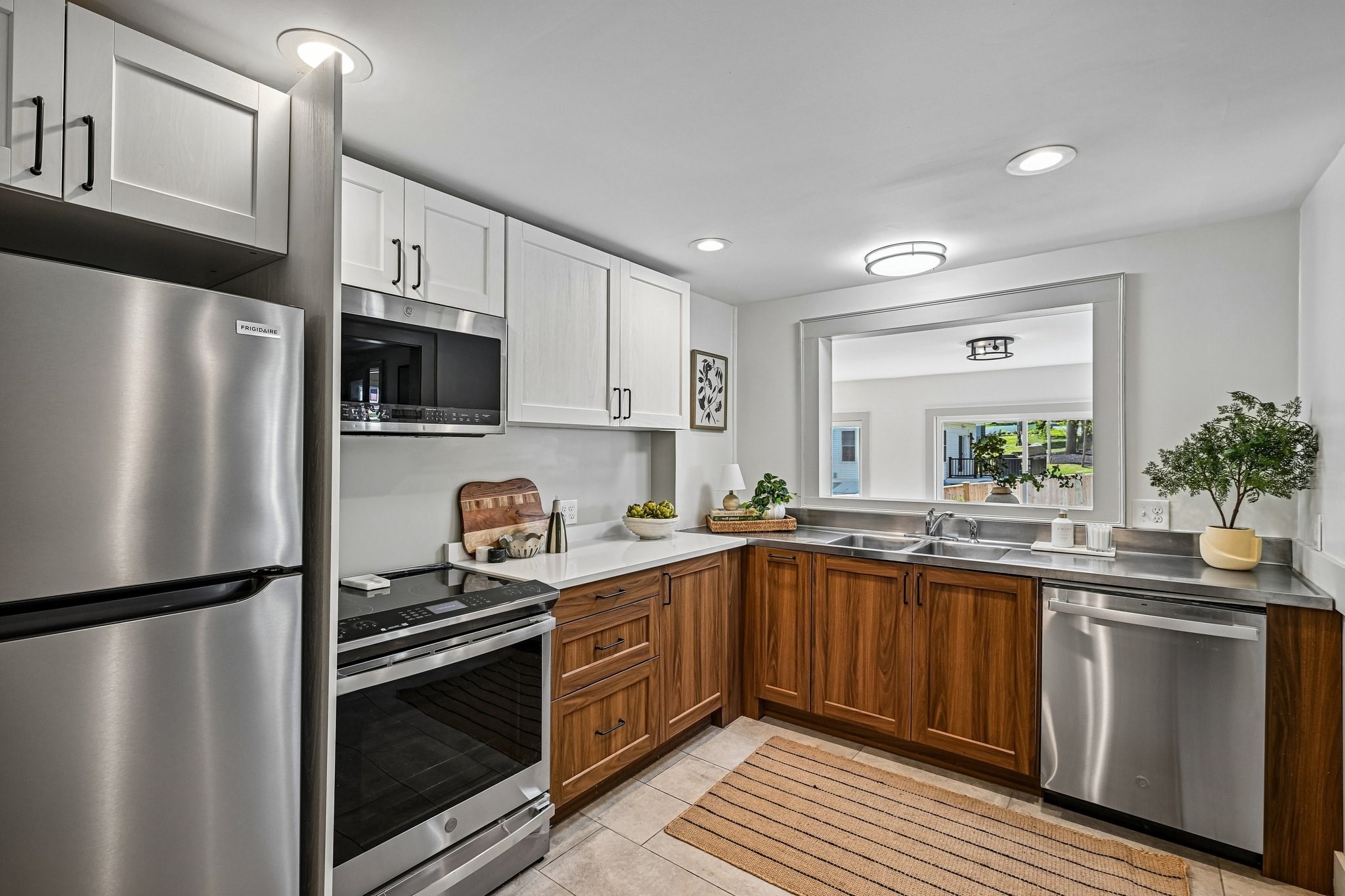254 Russell St, Woburn, MA 01801 - Image 13