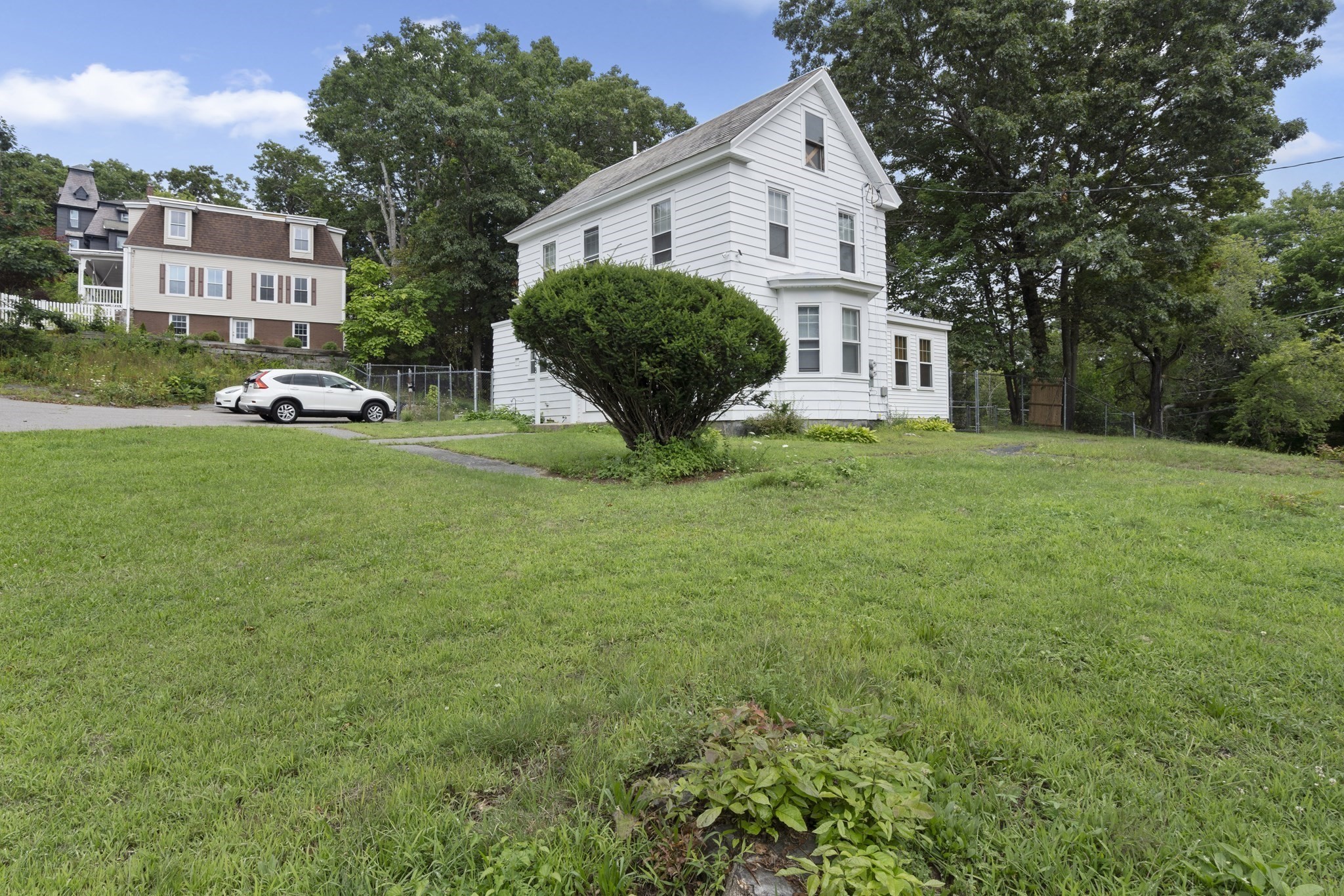 88 Ashburnham St, Fitchburg, MA 01420
