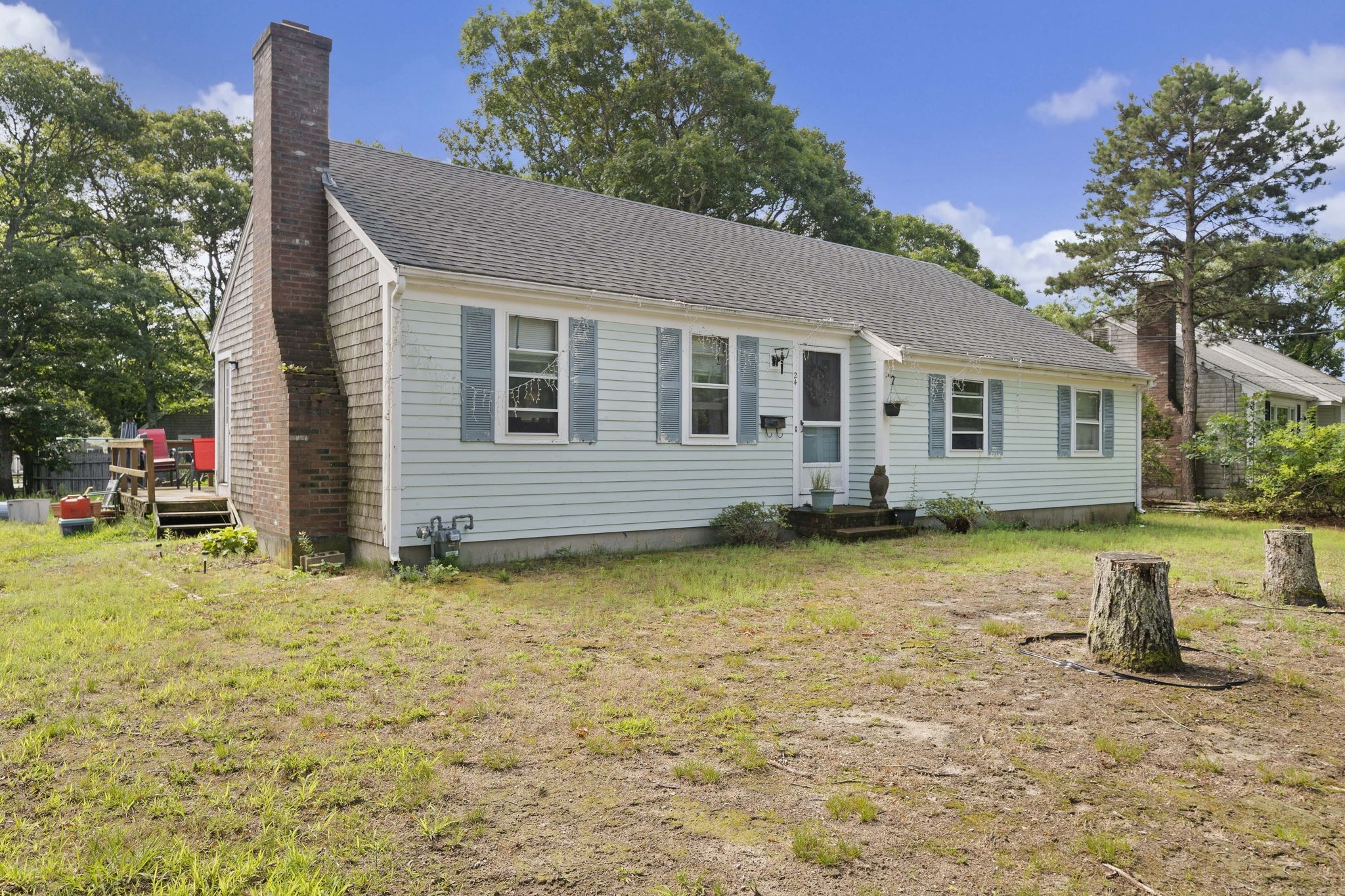 24 S Sea Ave, Yarmouth, MA 02601