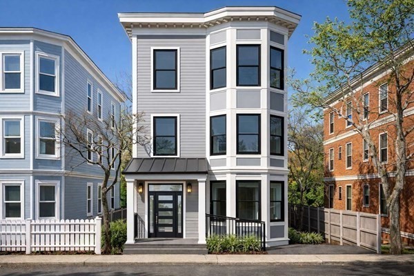 5 Glenburne Street Unit 2, Roxbury, Boston, MA 02121