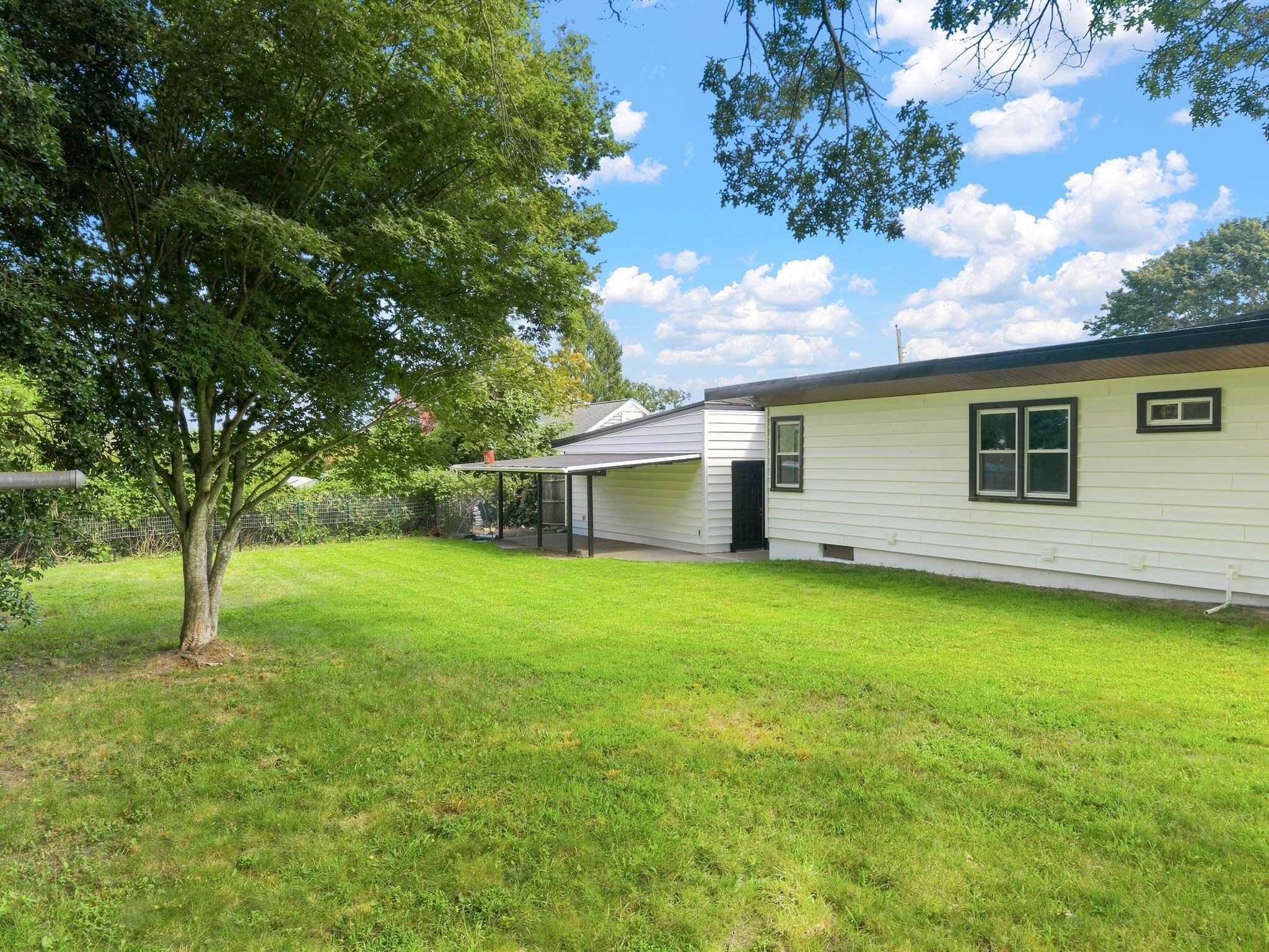 21 Hilltop Rd, Dartmouth, MA 02747 - Image 23