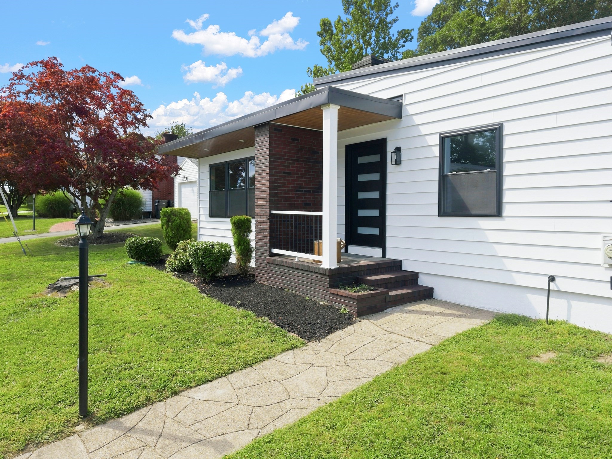 21 Hilltop Rd, Dartmouth, MA 02747 - Image 4
