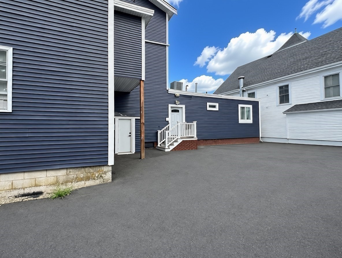 90 Essex St, Lynn, MA 01902 - Image 8