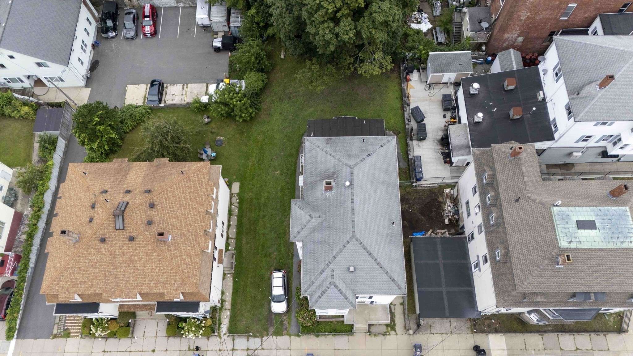 610 Bradford Ave, Fall River, MA 02721 - Image 3