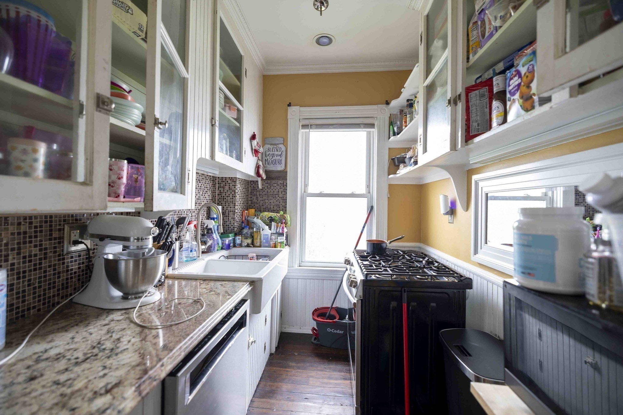 1025 Globe St, Fall River, MA 02724 - Image 11