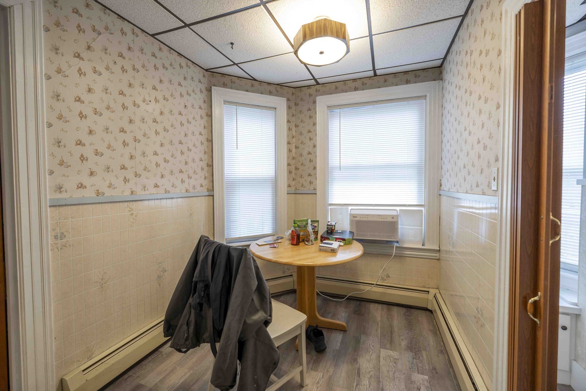 1025 Globe St, Fall River, MA 02724 - Image 24