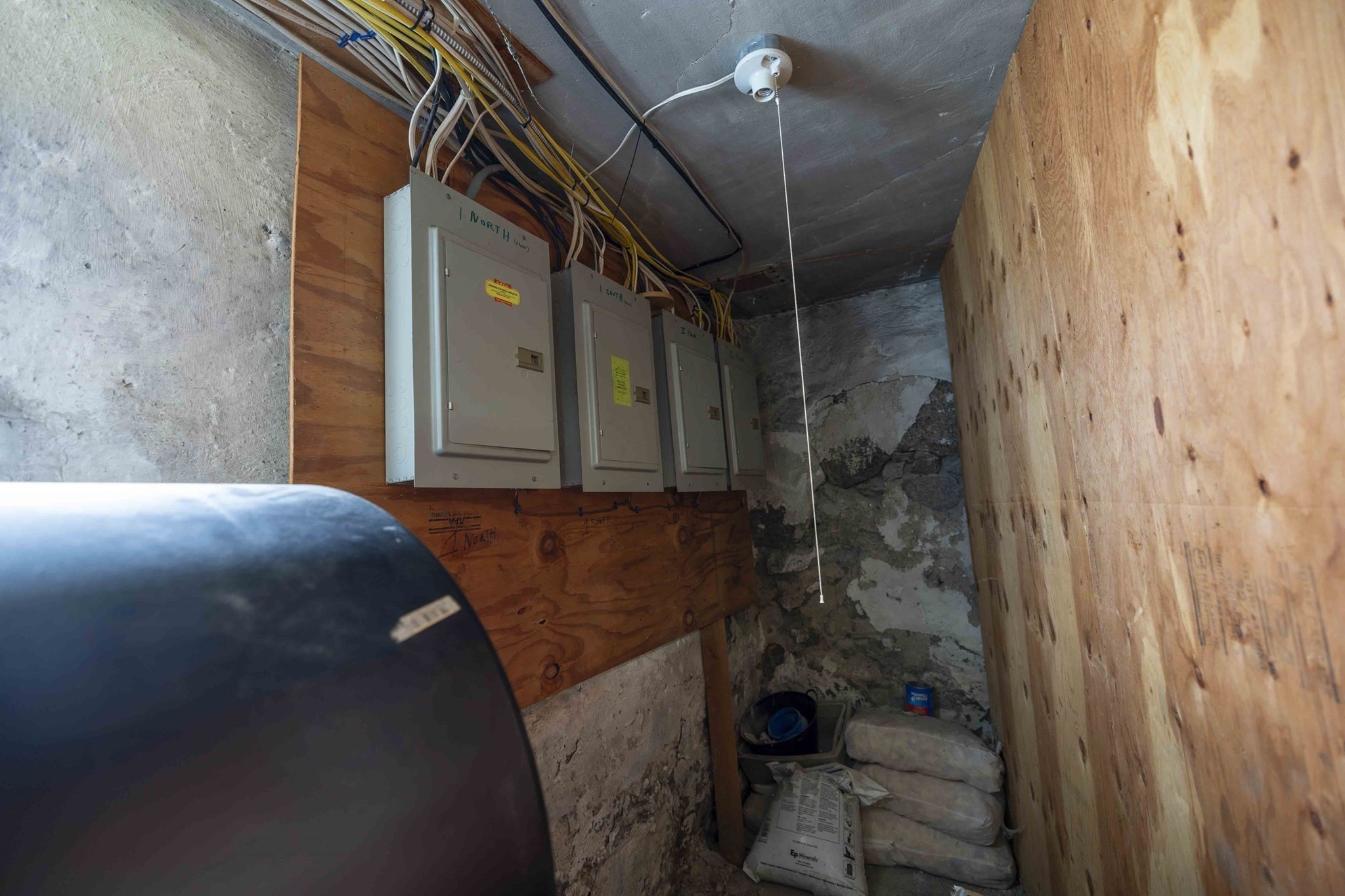 1025 Globe St, Fall River, MA 02724 - Image 27