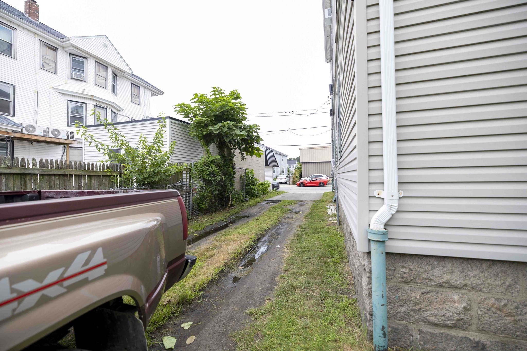 1025 Globe St, Fall River, MA 02724 - Image 6