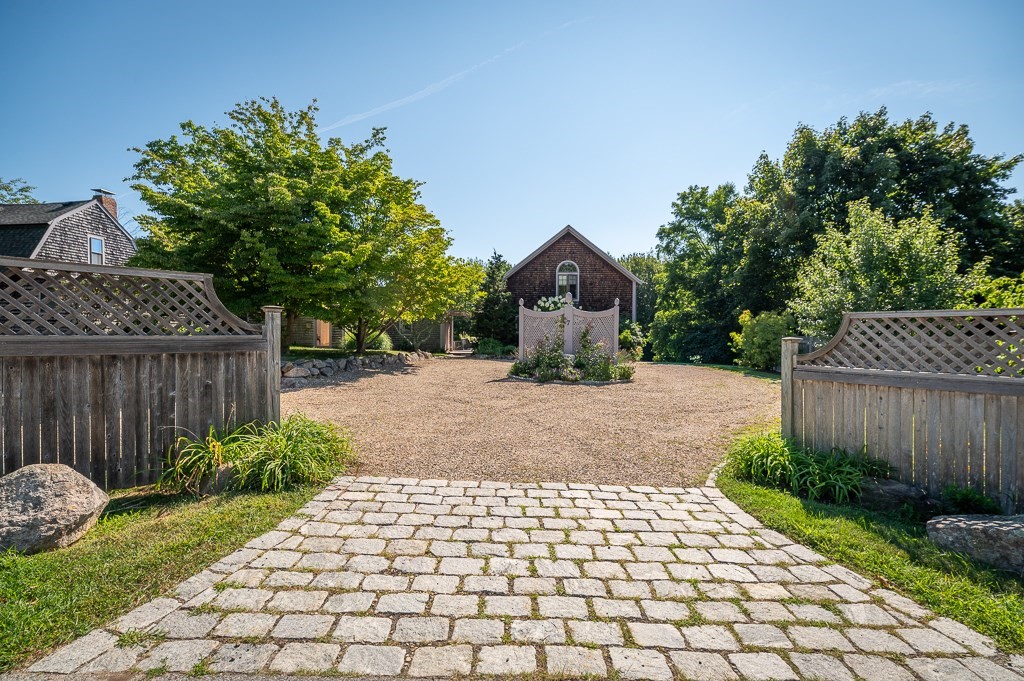 7 John Wise Ave Unit 2, Essex, MA 01929