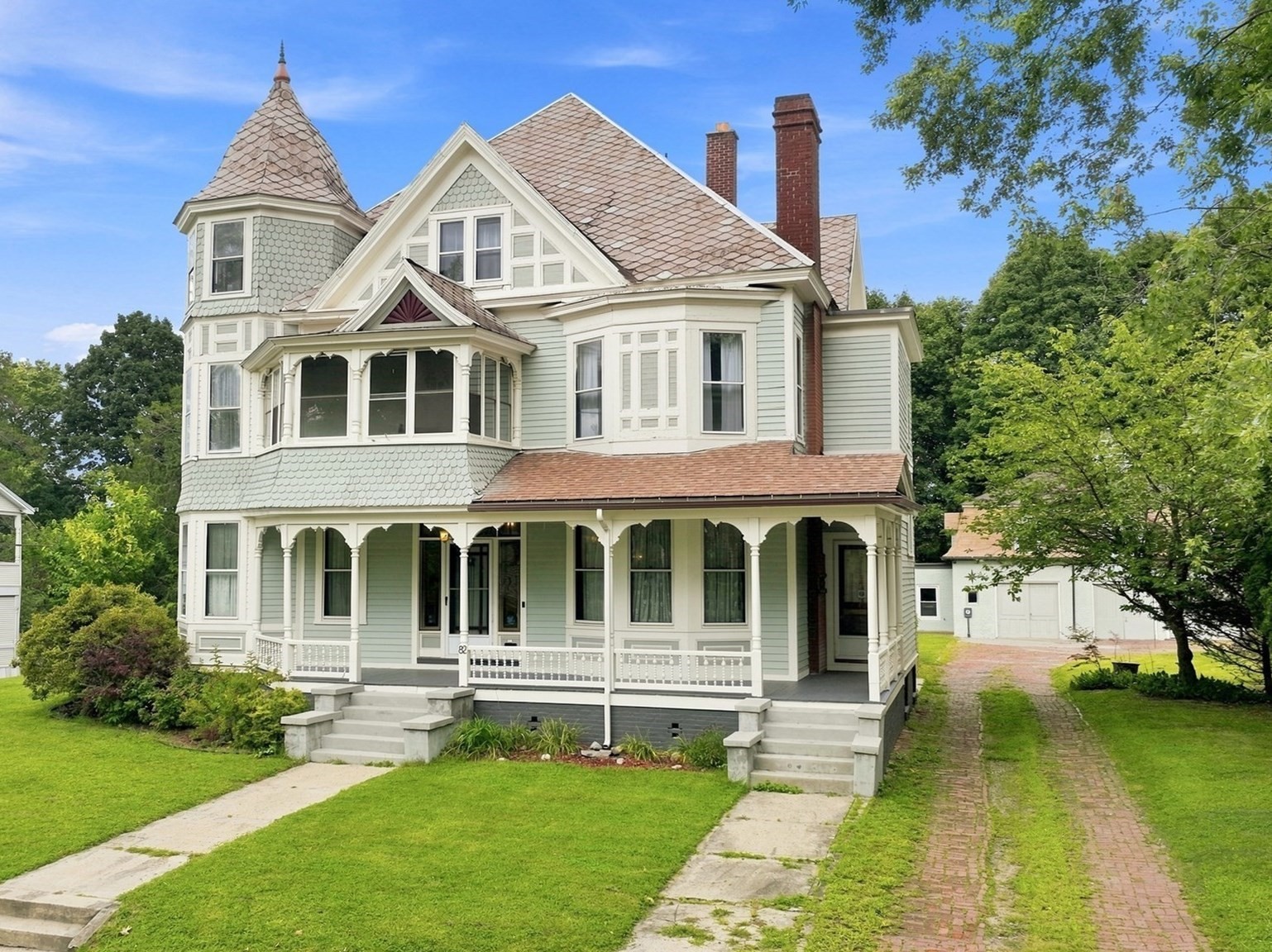 82 Noel St, Springfield, MA 01108