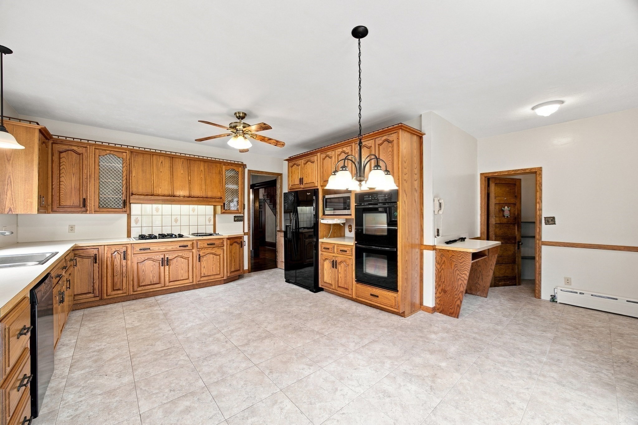 82 Noel St, Springfield, MA 01108 - Image 9