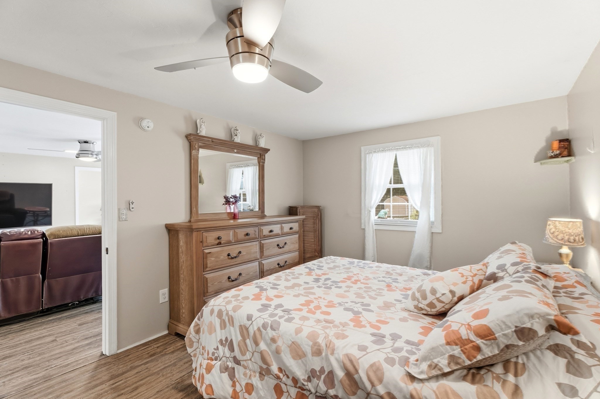 55 Friendship St, Billerica, MA 01821 - Image 14