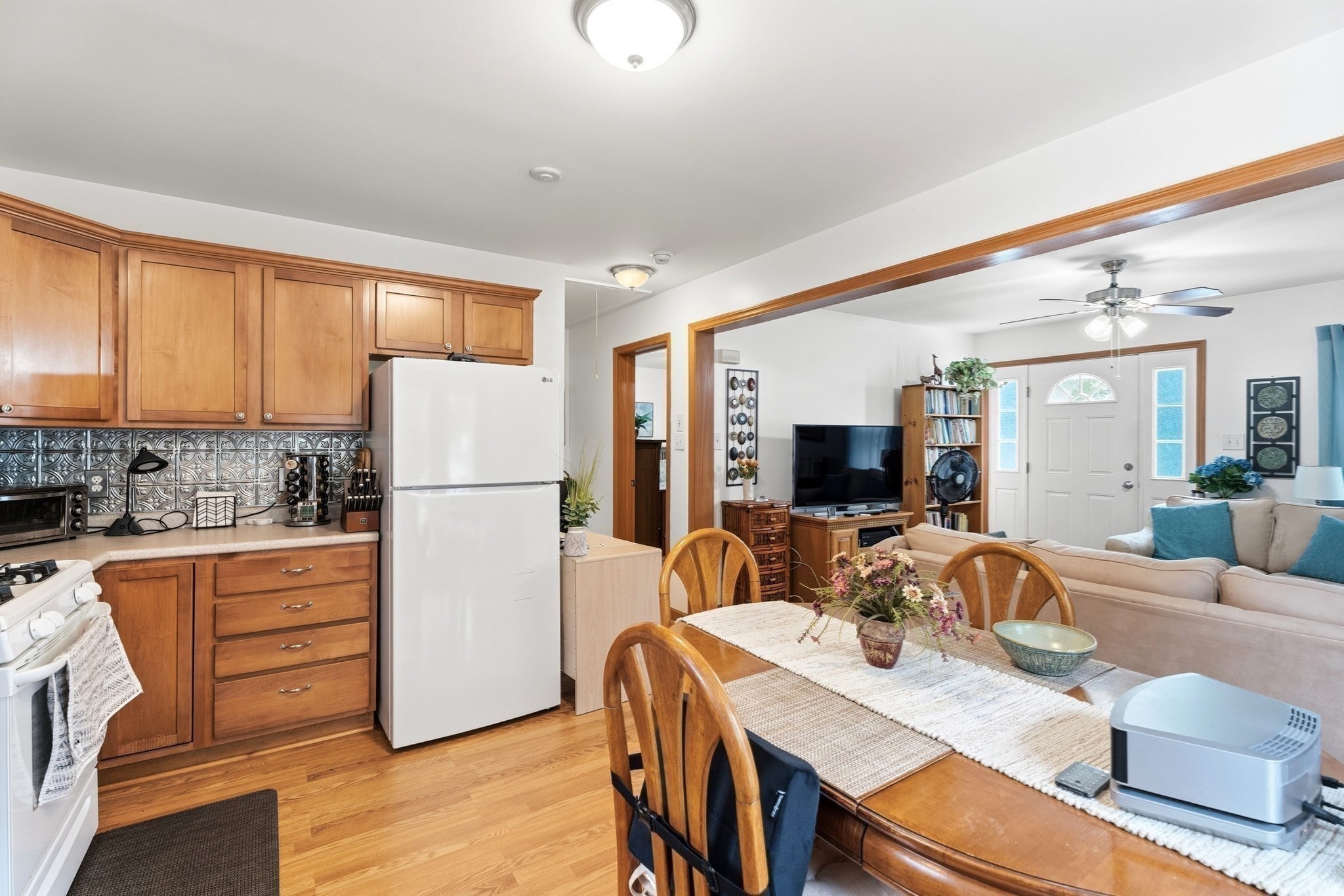 55 Friendship St, Billerica, MA 01821 - Image 30