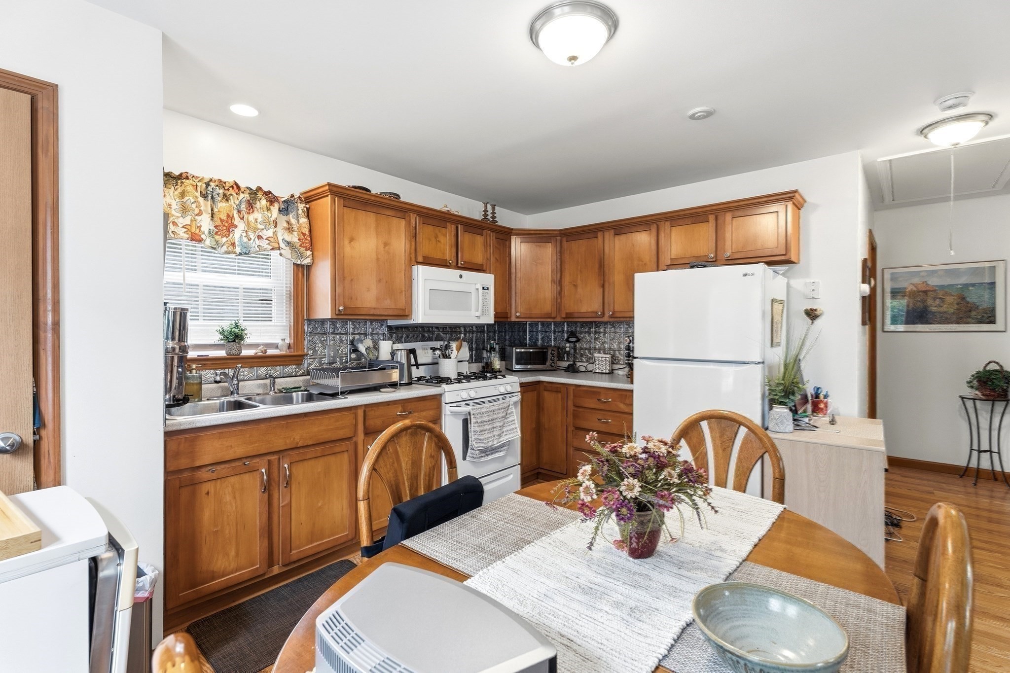 55 Friendship St, Billerica, MA 01821 - Image 32