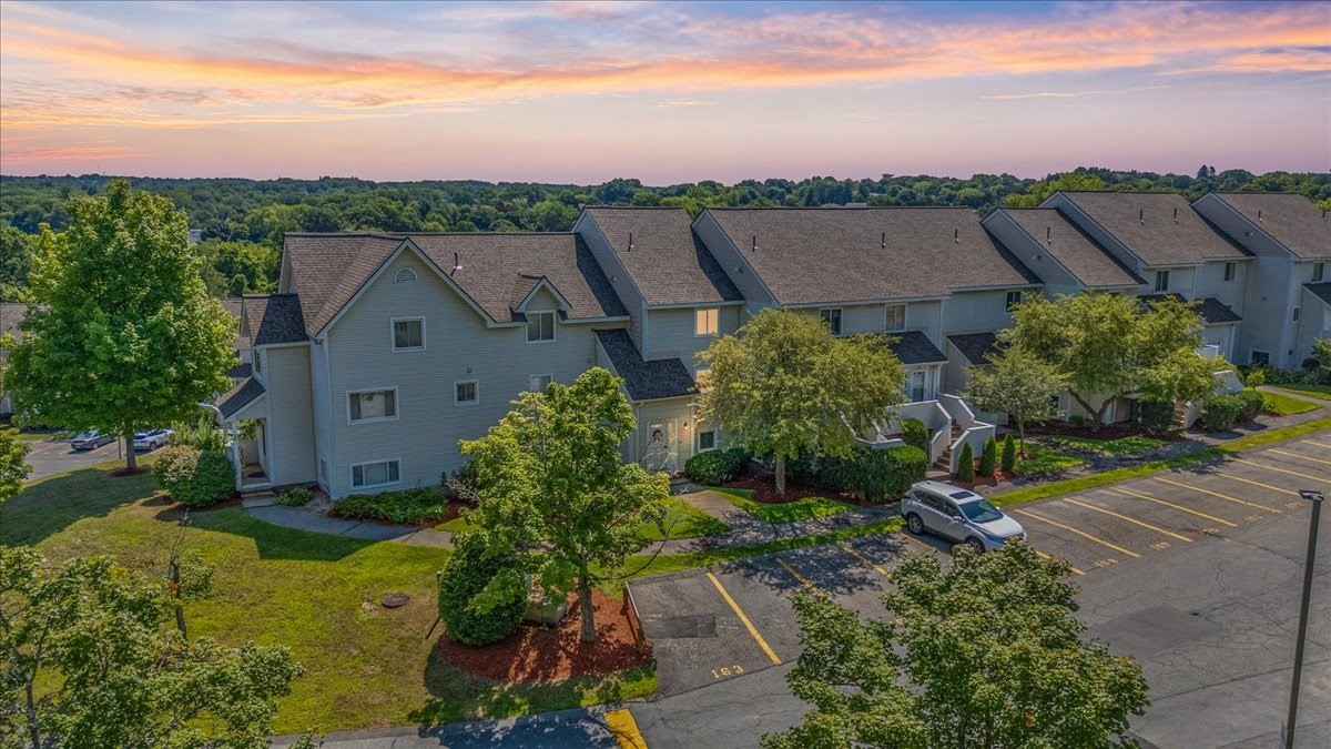 100 Merrimack Ave Unit 77, Dracut, MA 01826