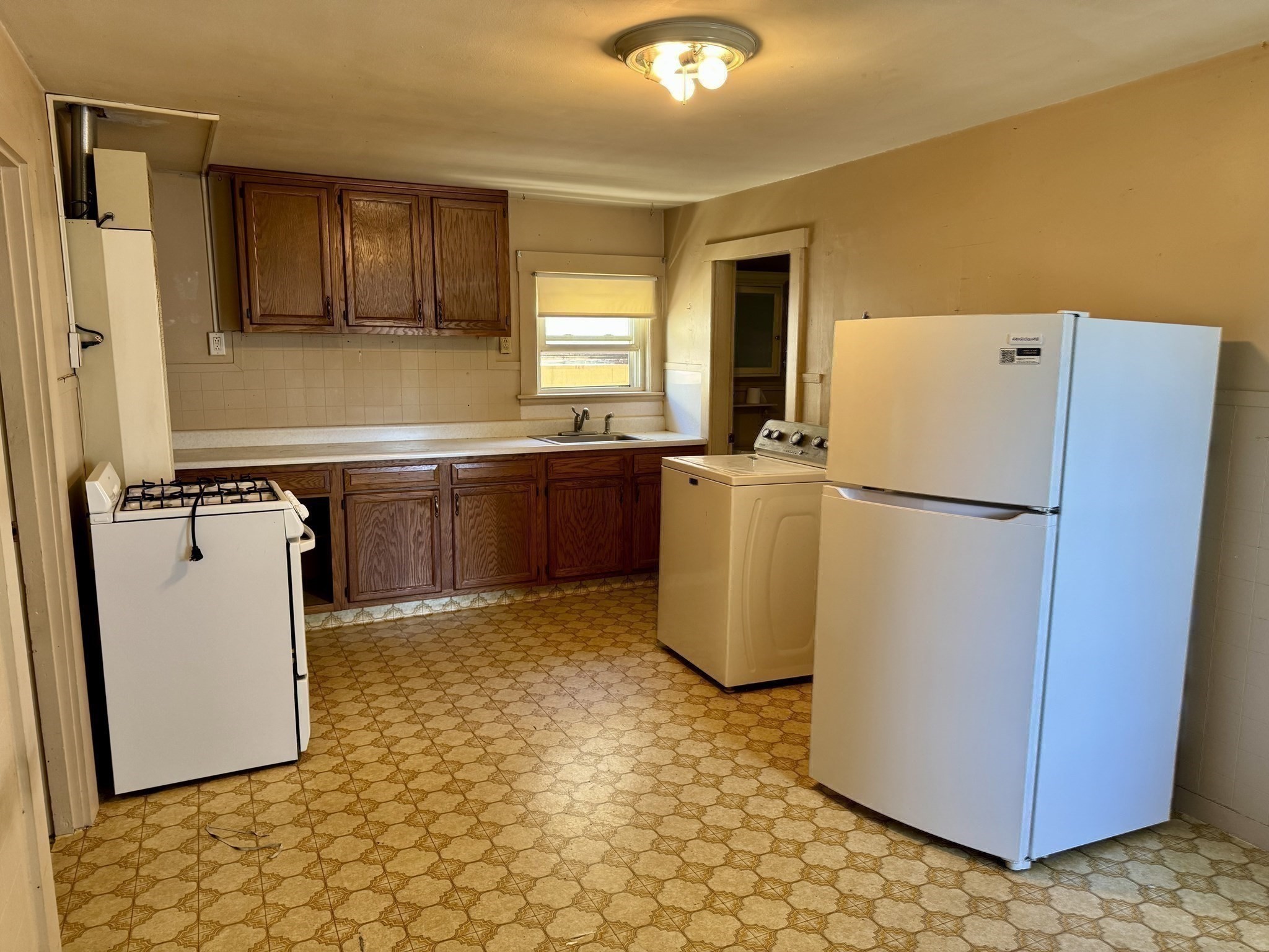 26 Elm Street, Spencer, MA 01562 - Image 18