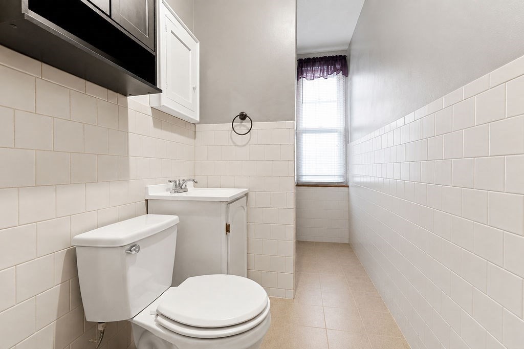 320 Davis Street, New Bedford, MA 02746 - Image 17