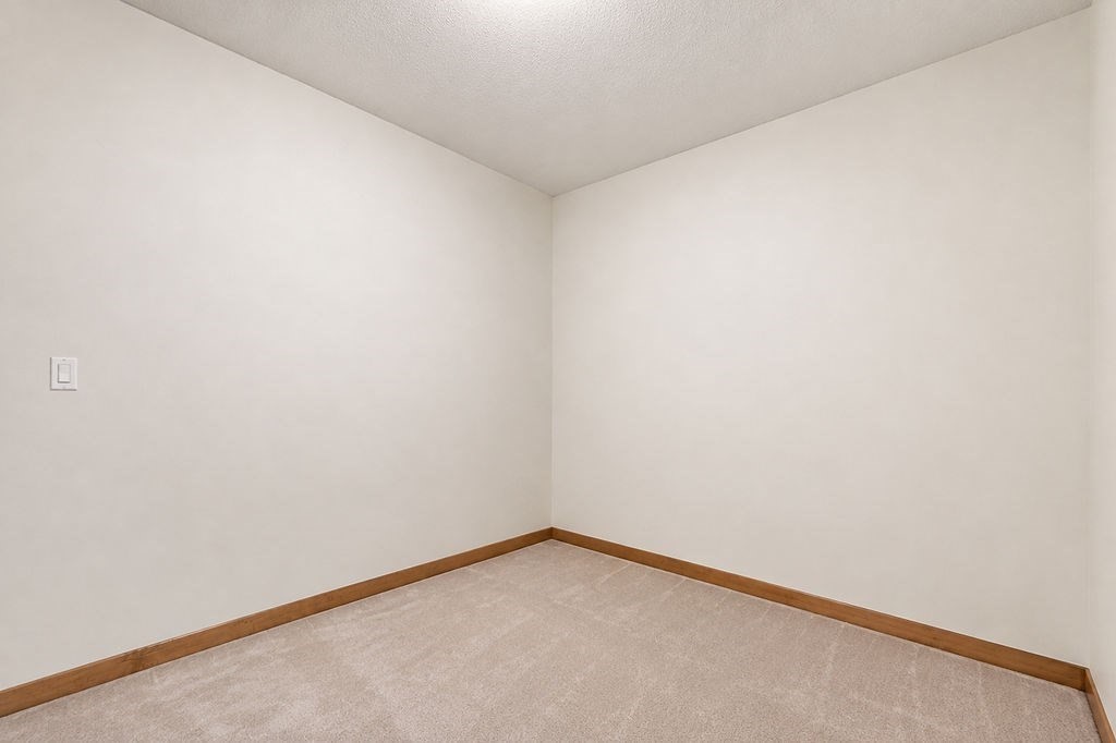 320 Davis Street, New Bedford, MA 02746 - Image 21