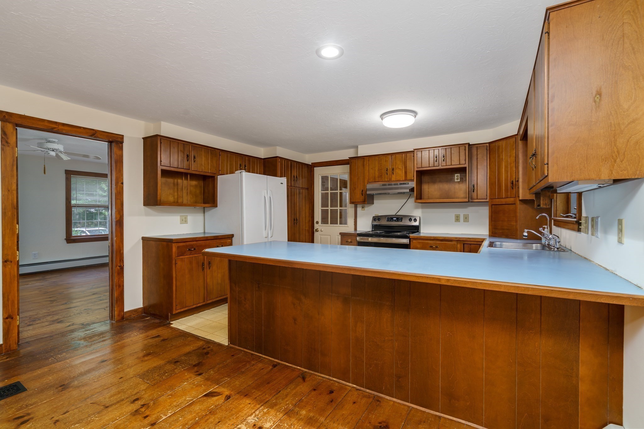 123 Saunders Street, Gardner, MA 01440 - Image 14