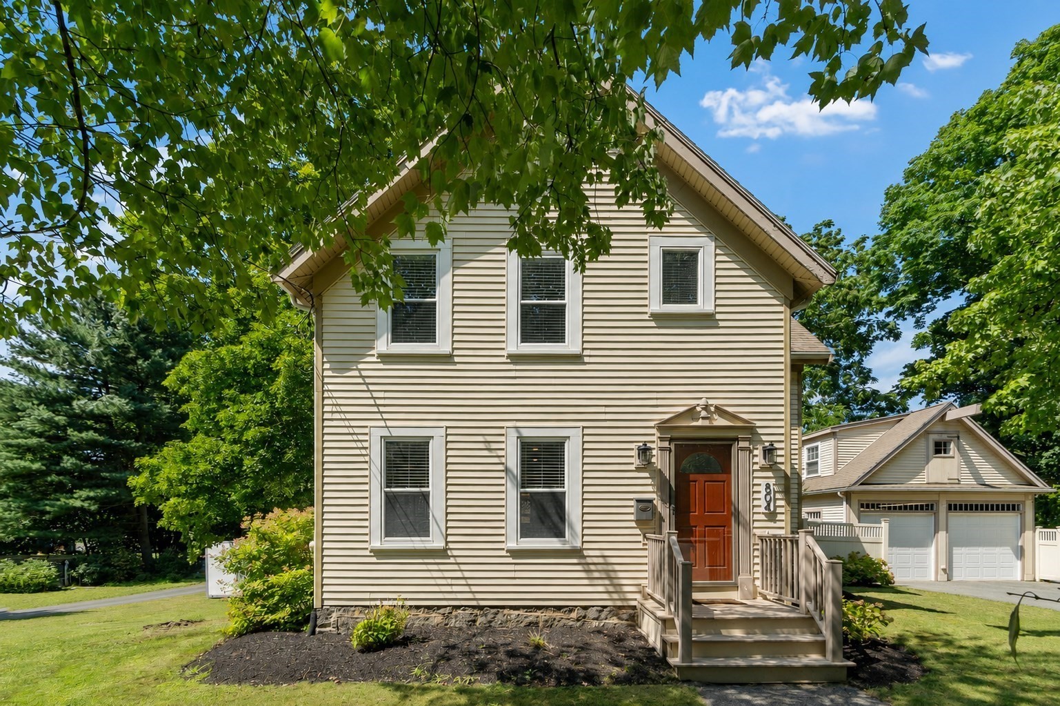 804 Main Street, Lynnfield, MA 01940