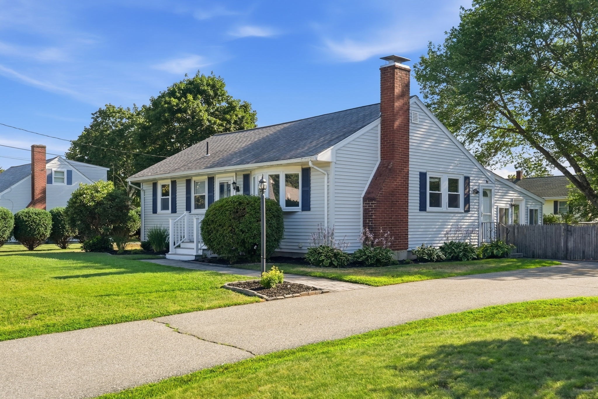 16 Robert Ave, Woburn, MA 01801 - Image 2