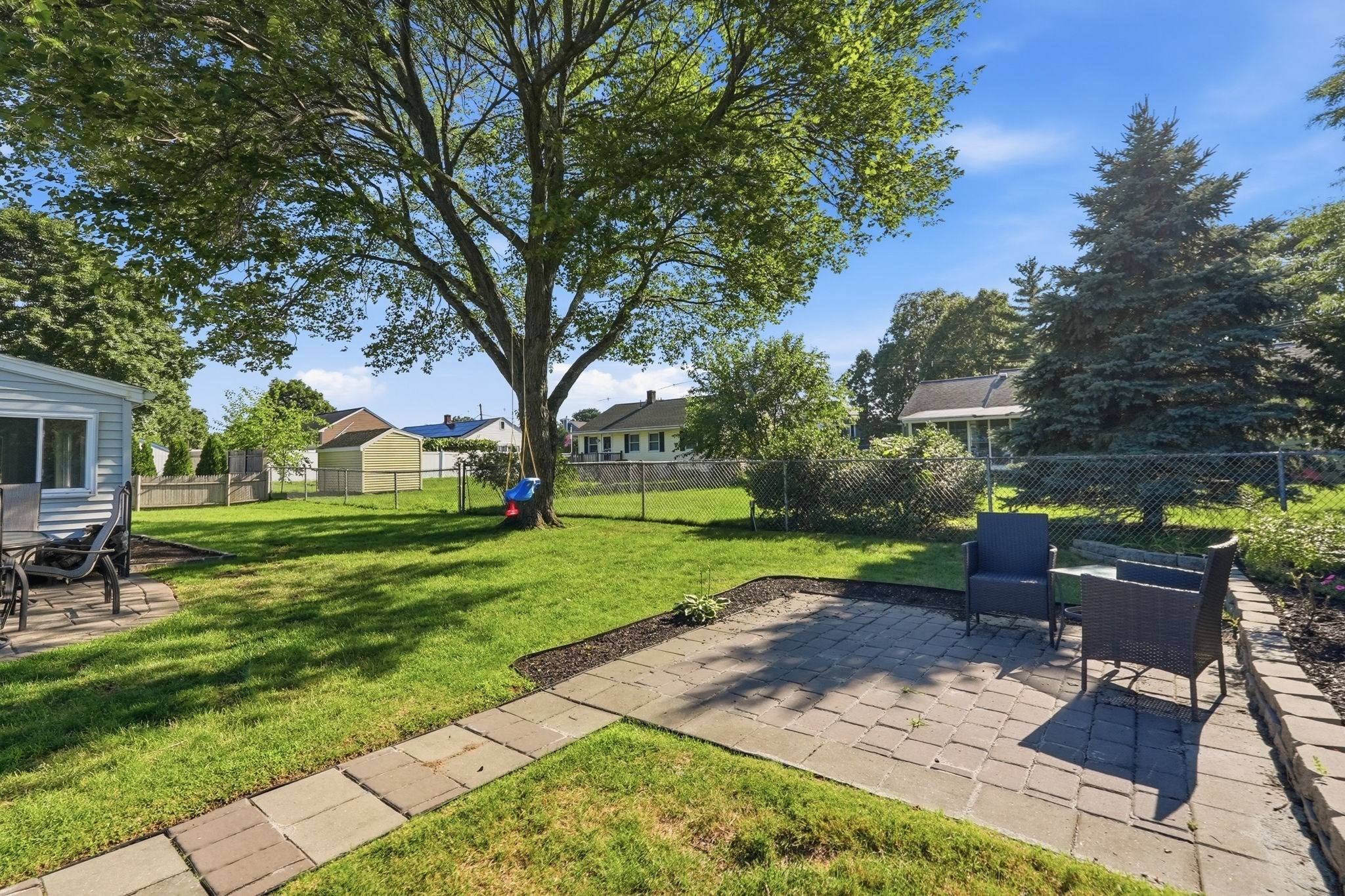 16 Robert Ave, Woburn, MA 01801 - Image 32