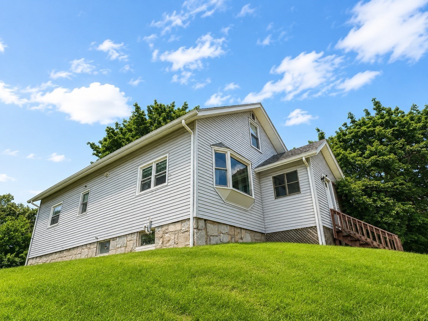 434 Hamilton, Worcester, MA 01604