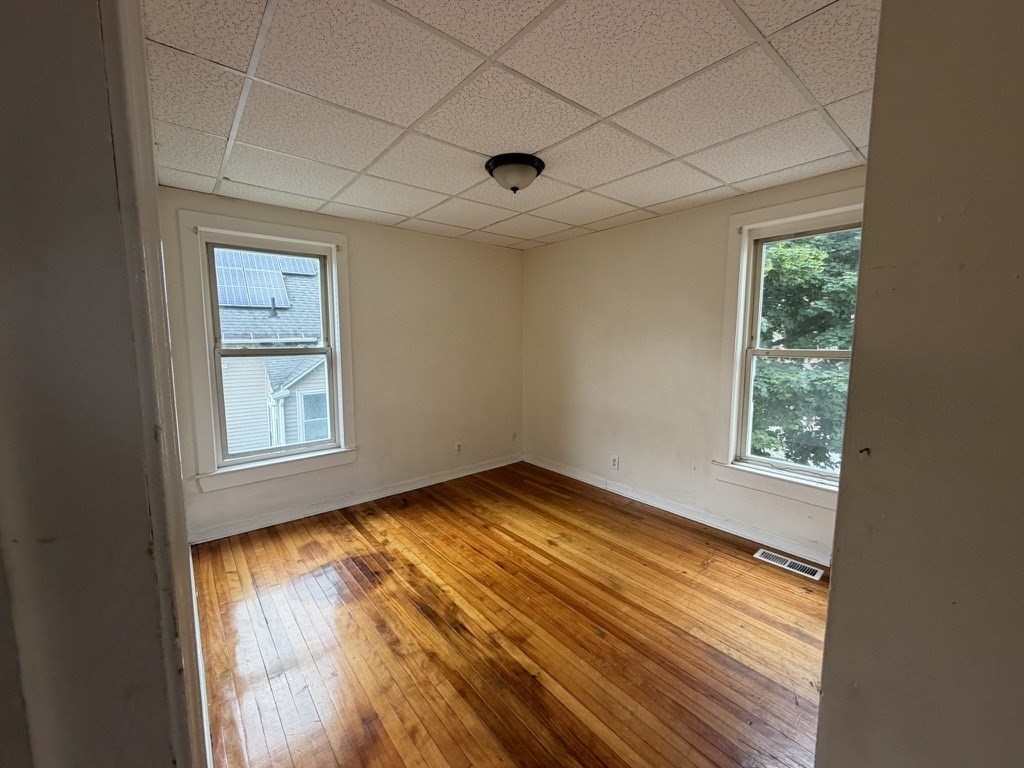 6 Dorchester St, Worcester, MA 01610 - Image 6