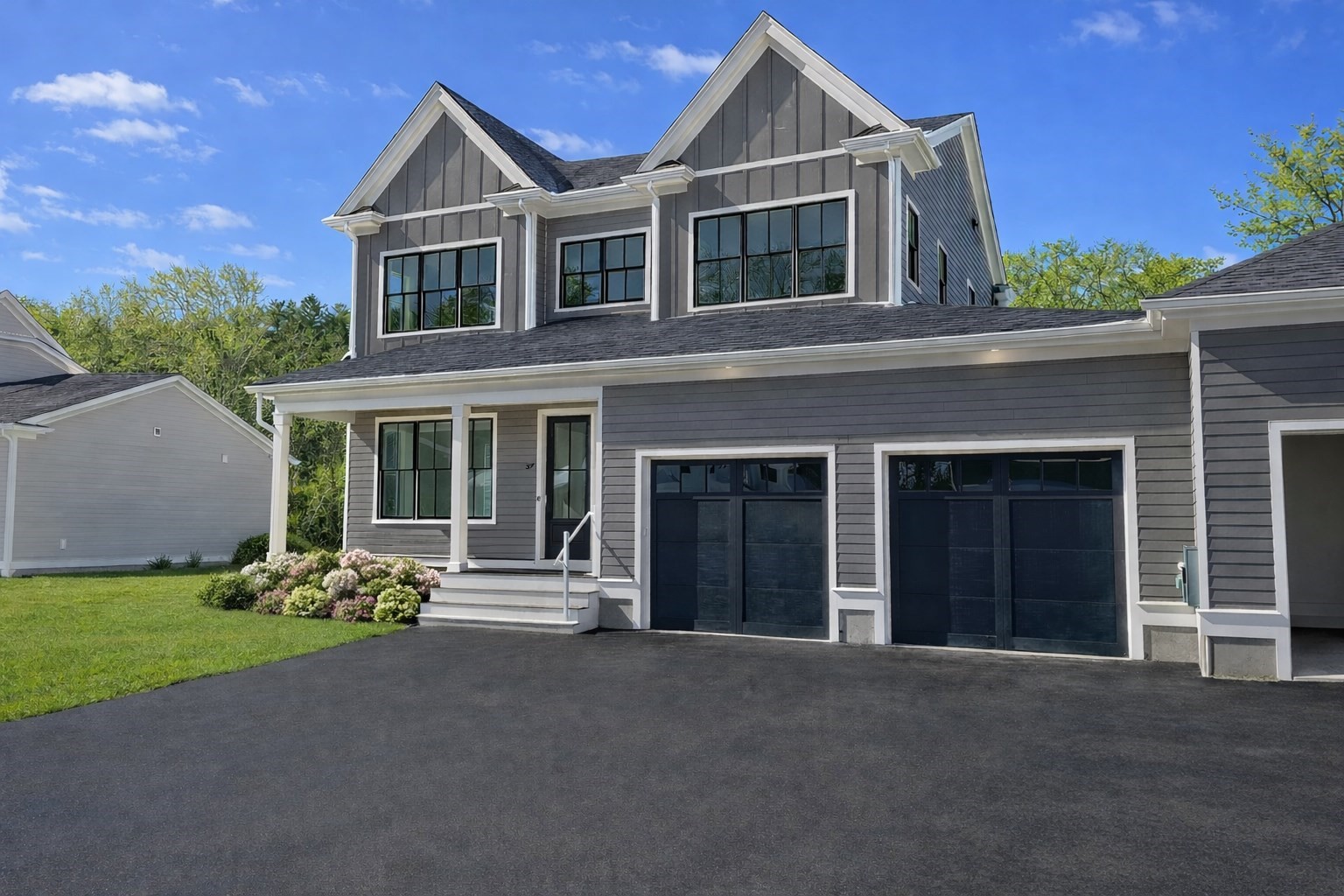 21 Country Farm Road Unit 21, Framingham, MA 01701