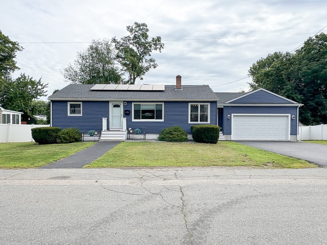 138 Rea St, Lowell, MA 01852