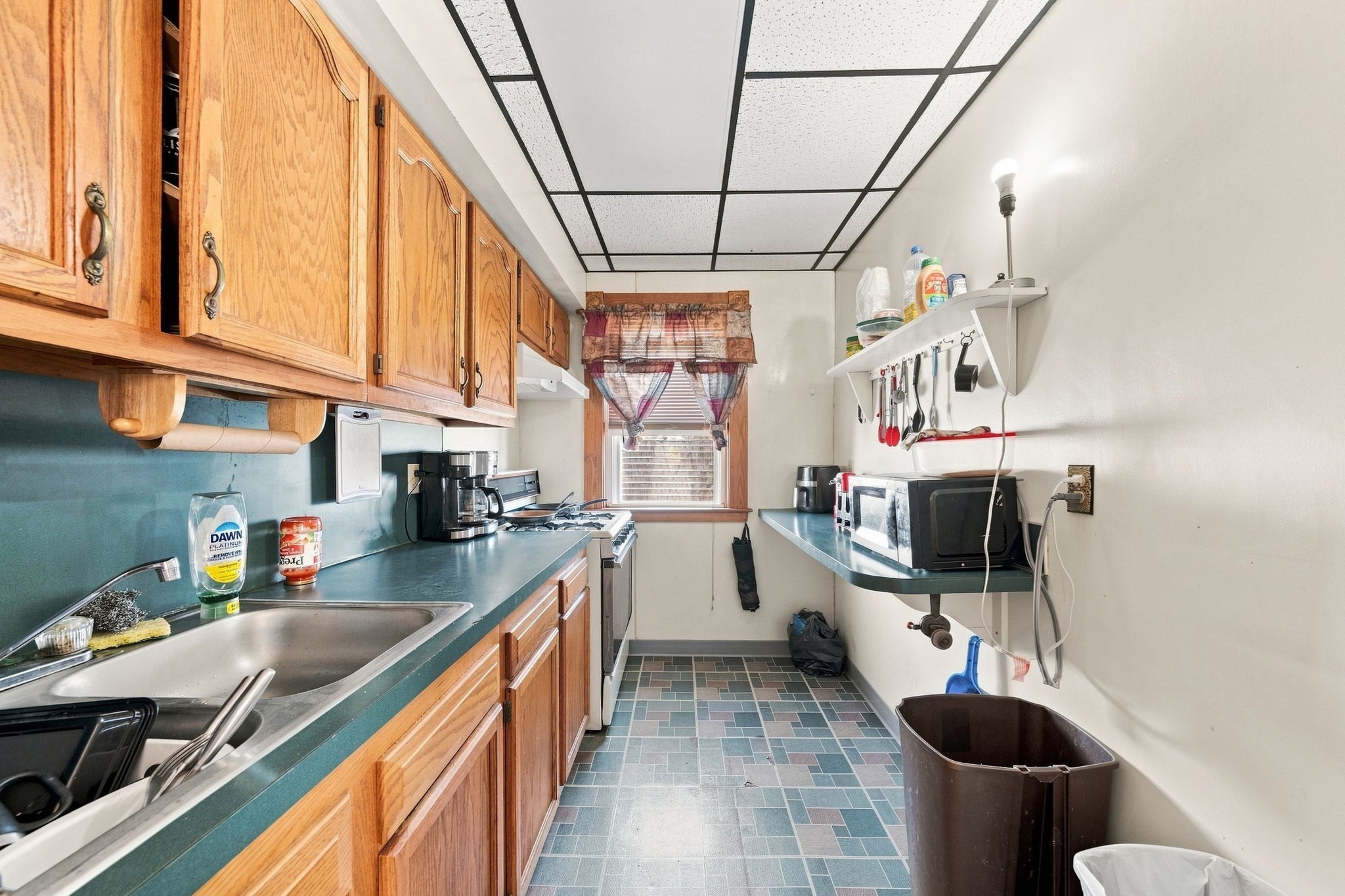 99 Hazard St, New Bedford, MA 02740 - Image 8