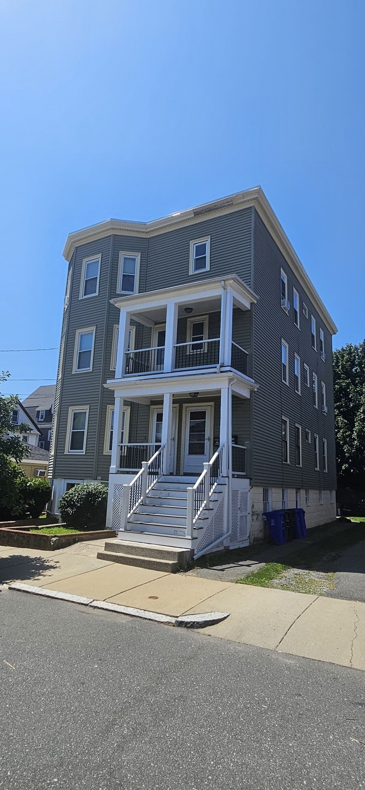 43 Julia, Malden, MA 02148