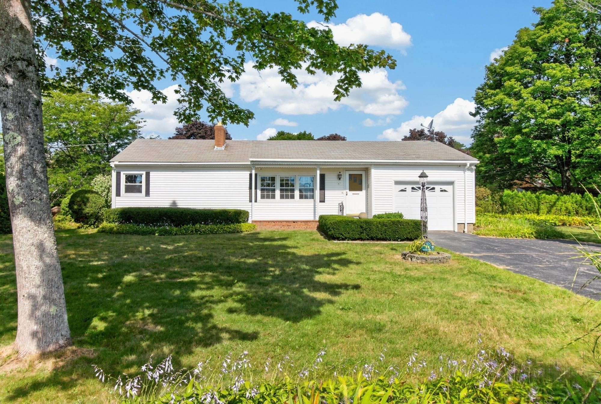 17 Chapel Street, Gardner, MA 01440 - Image 1