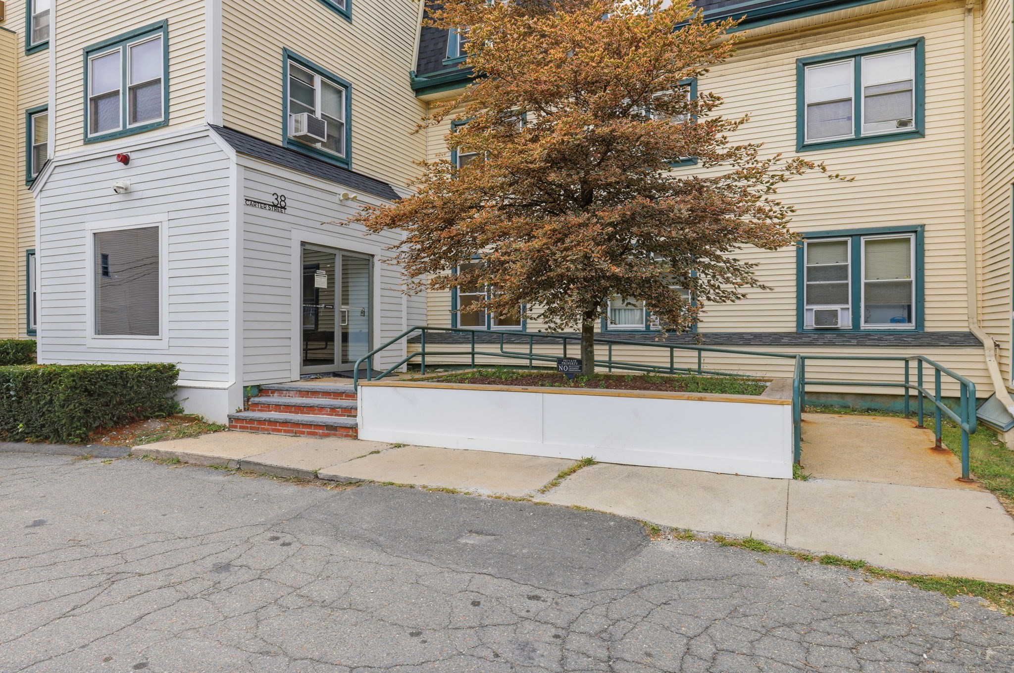 38 Carter St Unit 107, Everett, MA 02149