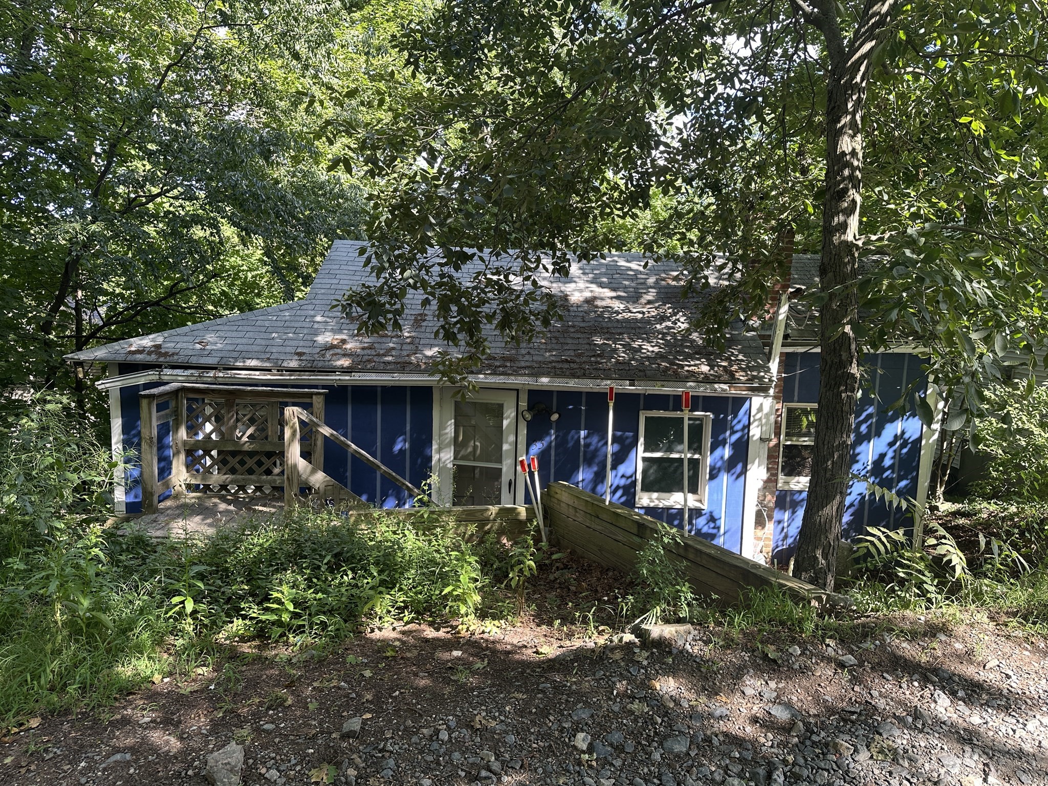 35 Hillcrest St., Waltham, MA 02451