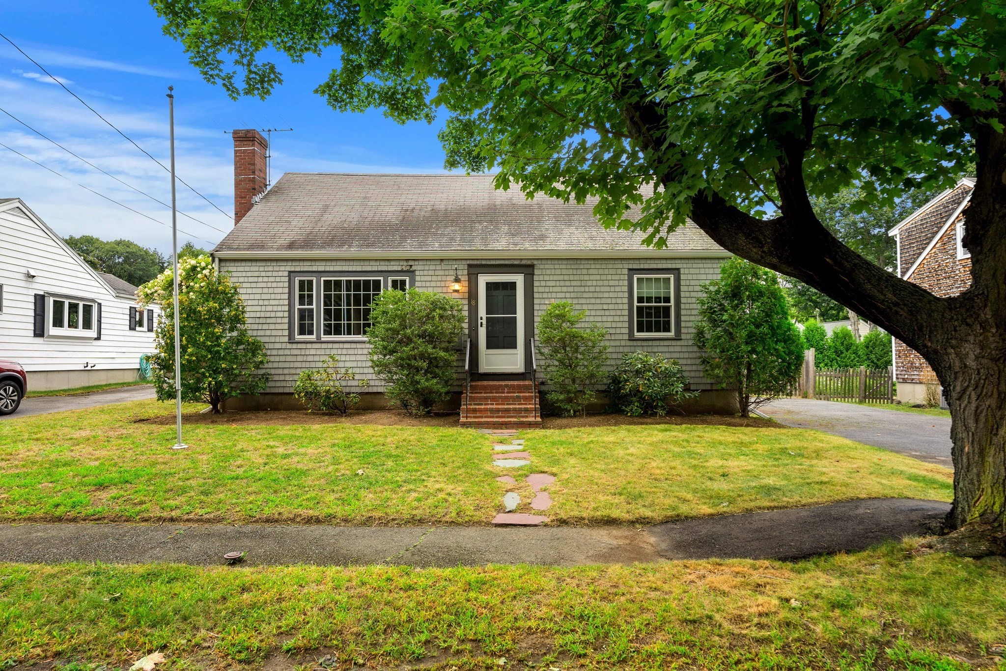 18 Iverson Rd, Beverly, MA 01915
