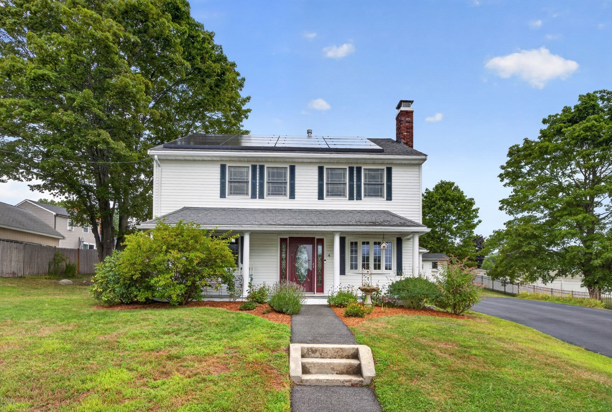 4 Jeffrey Rd, Billerica, MA 01821