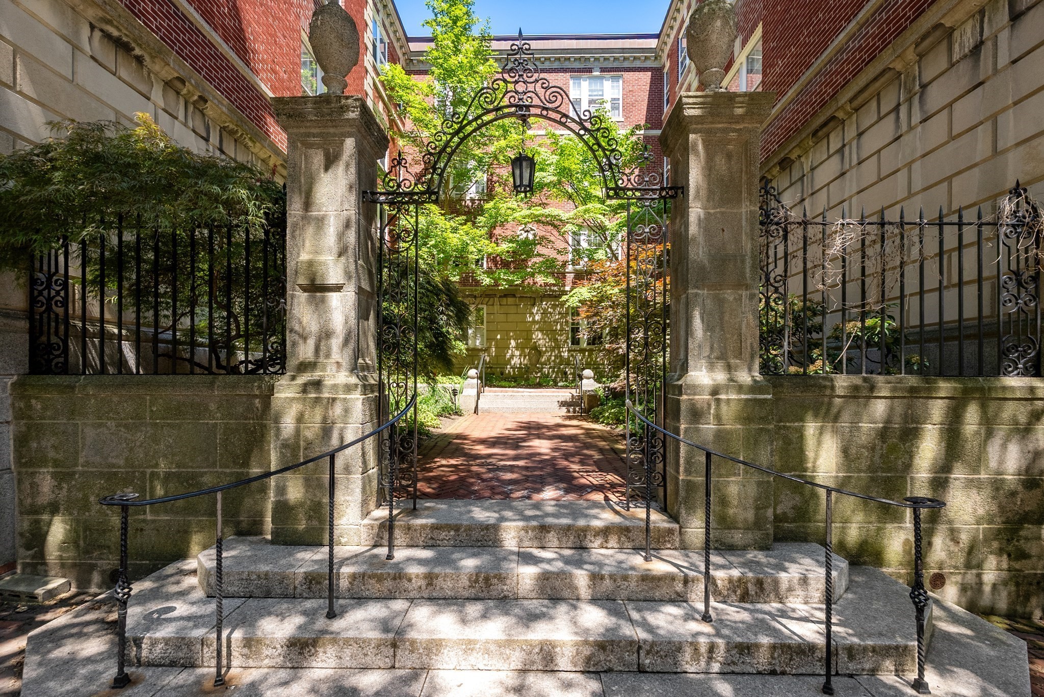 6 Washington Avenue Unit 11, Cambridge, MA 02140