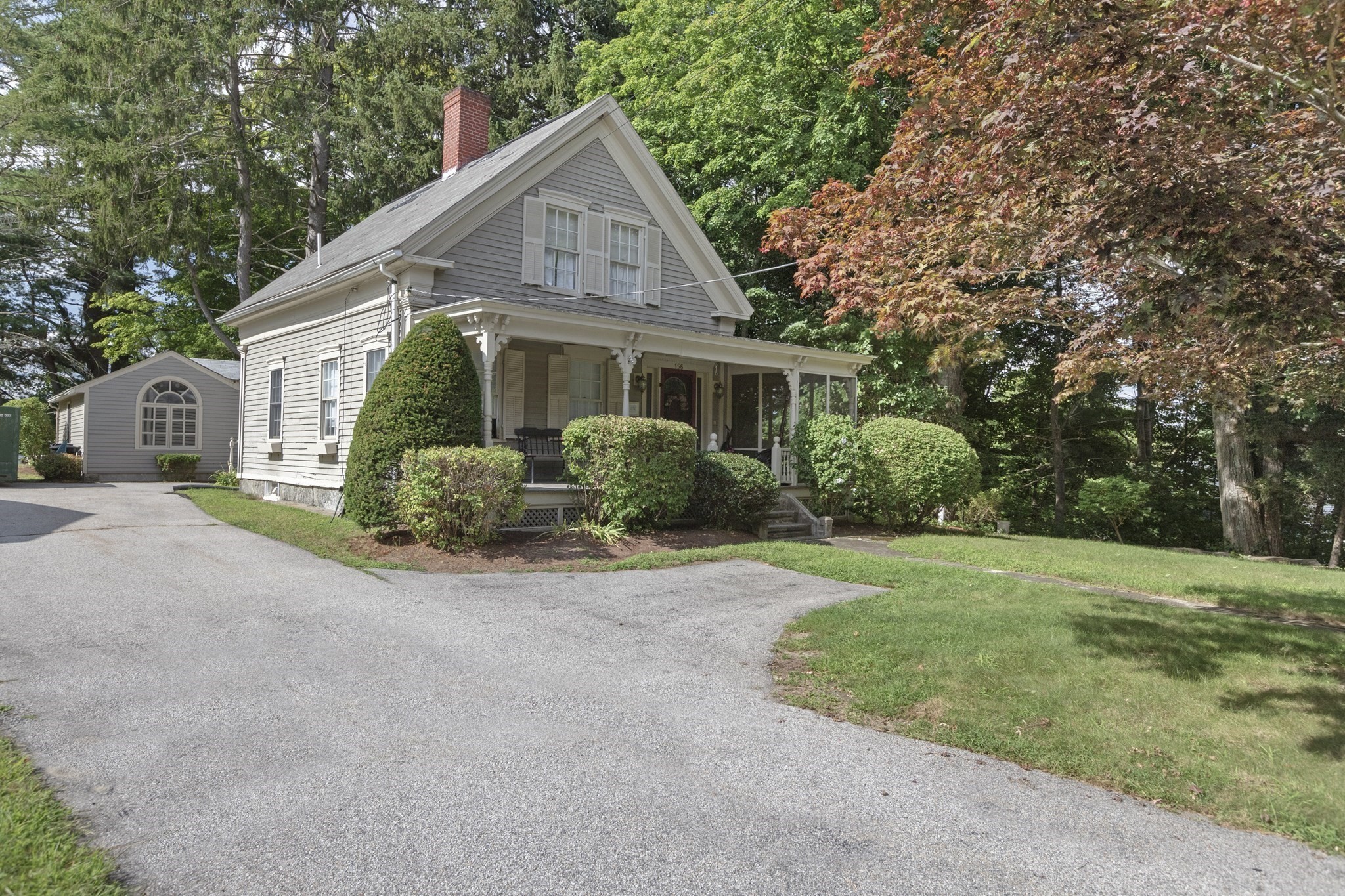 156 Main St, Douglas, MA 01516
