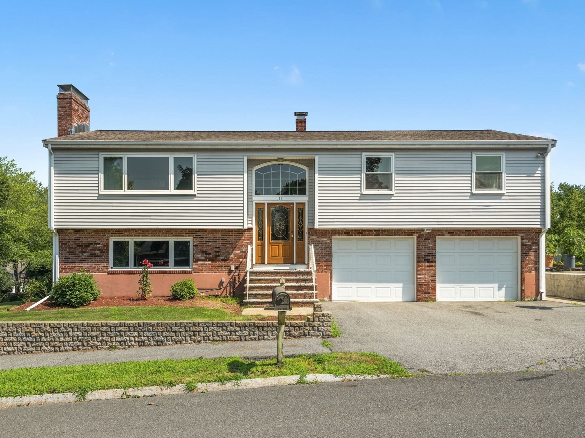 15 Vista Ave, Salem, MA 01970