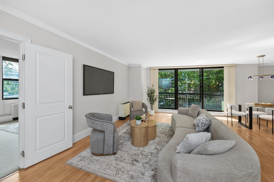 50 Longwood Ave Unit 517, Brookline, MA 02446
