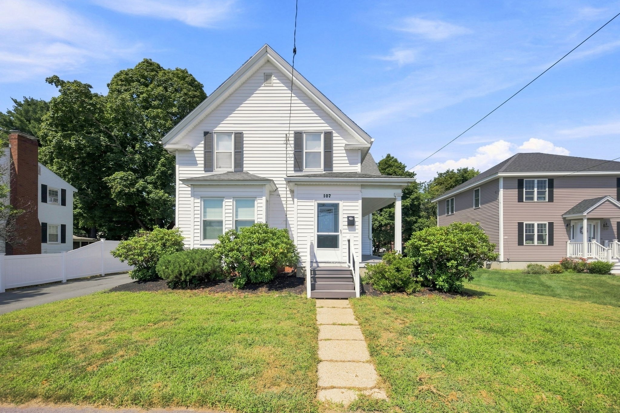 107 Sylvan St, Danvers, MA 01923