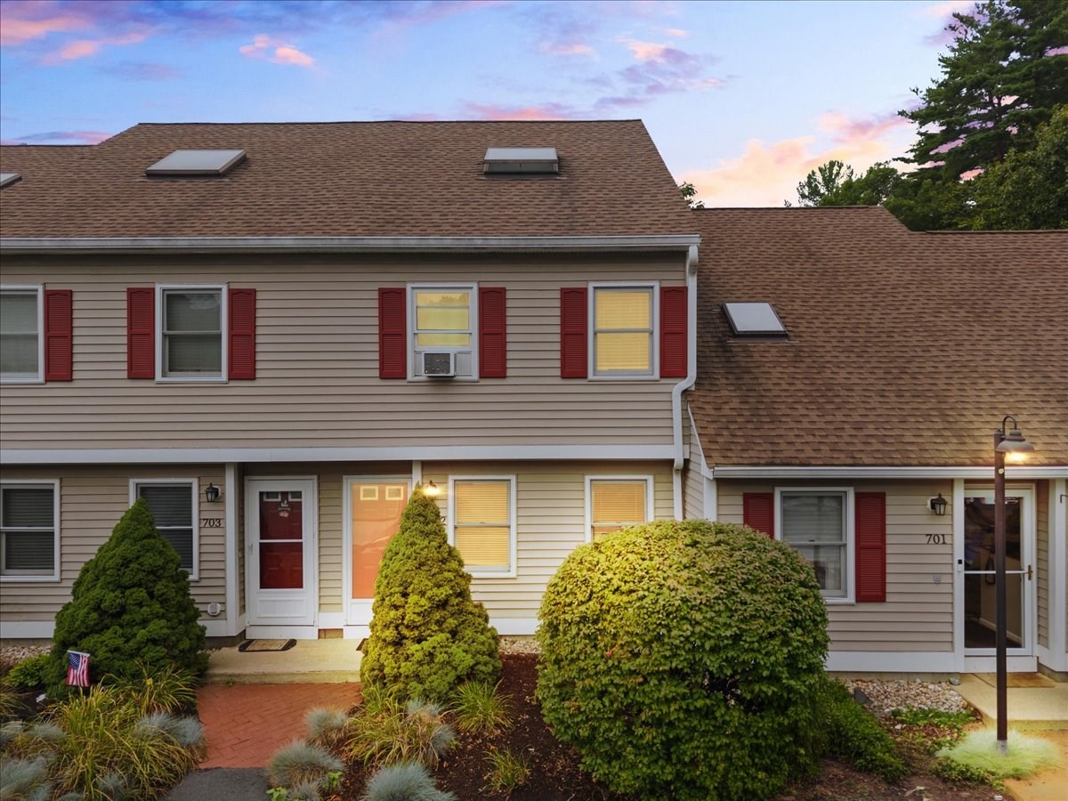702 Brookline Way Unit 702, Rockland, MA 02370